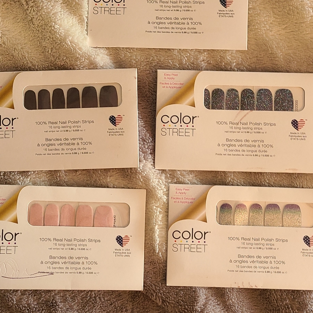 Color Street- 5 Nail Polish Strips